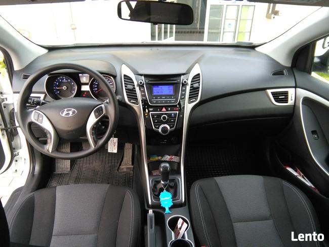 Wynajem HYUNDAI I30 kombi wypożyczalnia samochodów