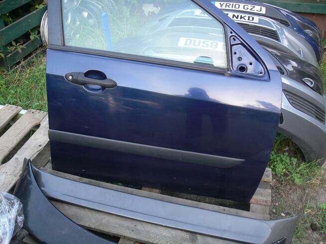 FORD FOCUS MK 1 DRZWI CZĘŚCI BLACHARSKIE