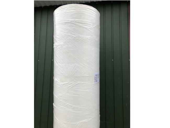 Włóknina materiał na maseczki / fartuchy / kombinezony