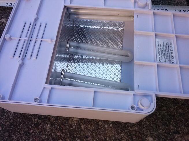 Lampa UV do paznokci 2 szt. 10 i 30 zł.