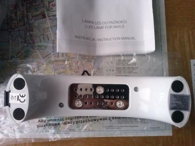 Lampa UV do paznokci 2 szt. 10 i 30 zł.