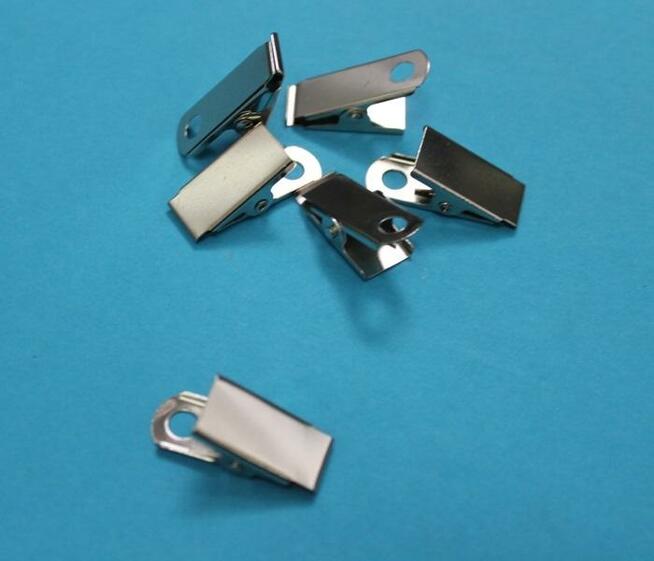 Akcesoria do identyfikatorów, klipsy, żabki, magnesy