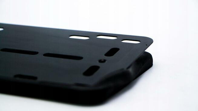 SILIKONOWA ramka do tablic rejestracyjnych 1 szt.