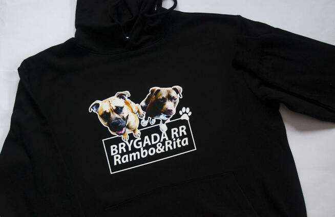 Bluzy z własnym nadrukiem