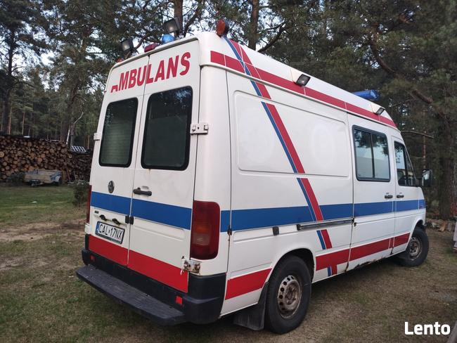 Beka sygnalizacyjna stroboskopowo-ledowa ambulansu