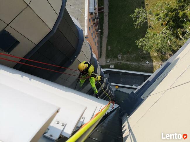 MYCIE DACHÓW I ELEWACJI CZYSZCZENIE RYNIEN