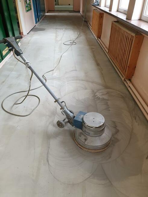 Wylewki samopoziomujące-Mikrocement --Montaż podłóg od A do