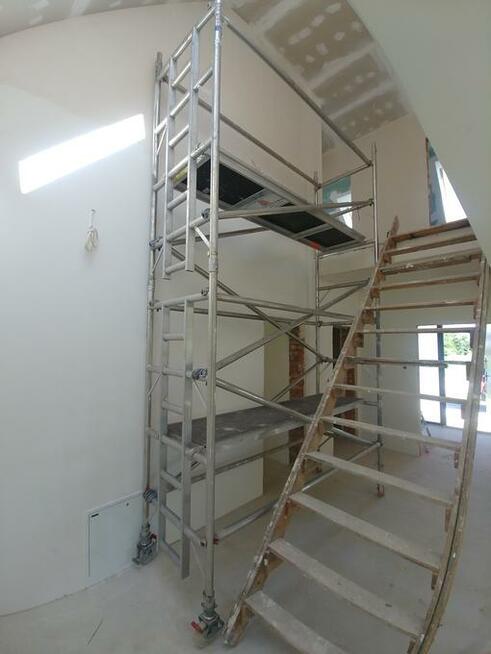 Wynajem rusztowania aluminiowe przejezdne