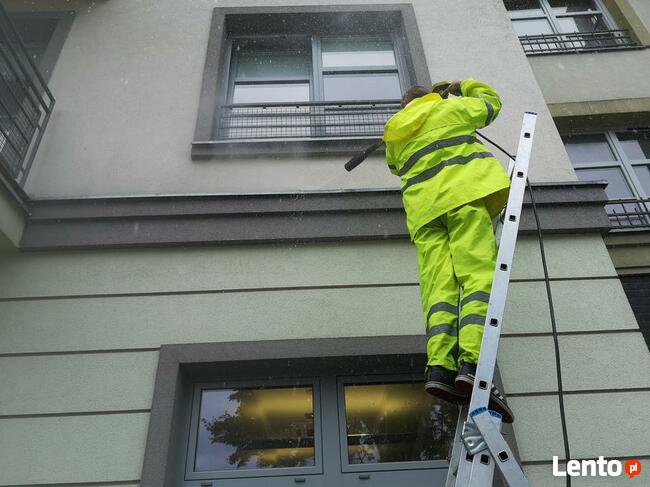 MYCIE DACHÓW I ELEWACJI CZYSZCZENIE RYNIEN