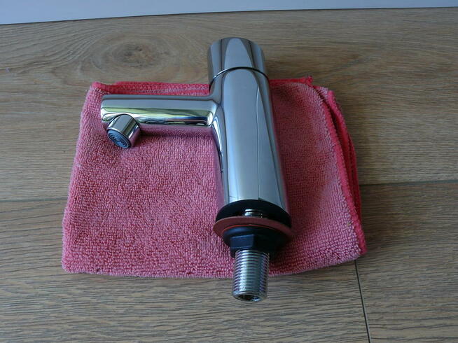 Bateria umywalkowa firmy Grohe AG DIN 4109