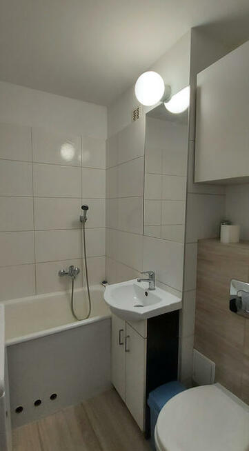 Mieszkanie do wynajęcia 3-pok., Warszawa, Broniewskiego 73