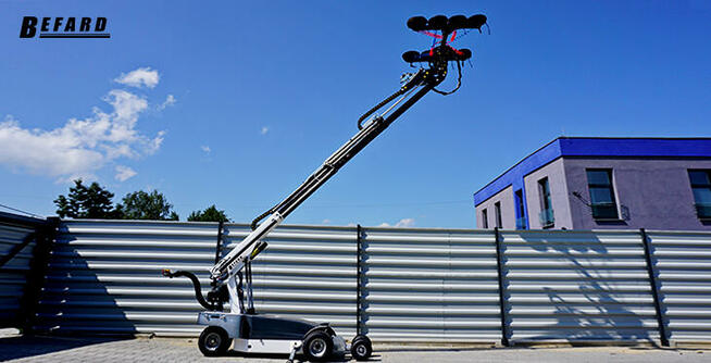 Robot do transportu ciężkich szyb i blach BEFARD XC 800