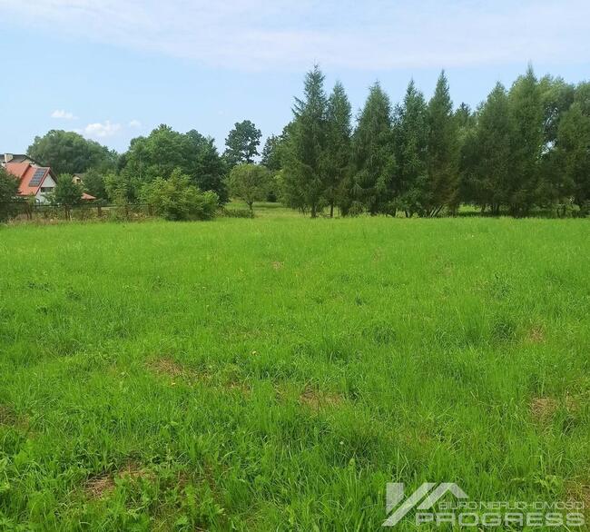 Działka budowlana o pow. 14a – ODRZYKOŃ /centrum/.