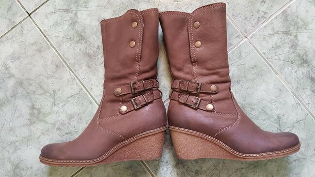 Lasocki kozaki skórzane ocieplane koturna