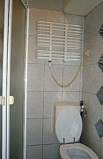 Apartament/mieszkanie: 3 sypialni, 1 łazienka