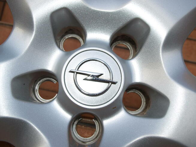 Opel kołpaki 16 oryginalne (strukturalne) 4 sztuki