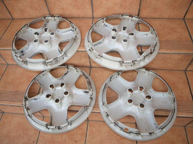 Opel kołpaki 16 oryginalne (strukturalne) 4 sztuki