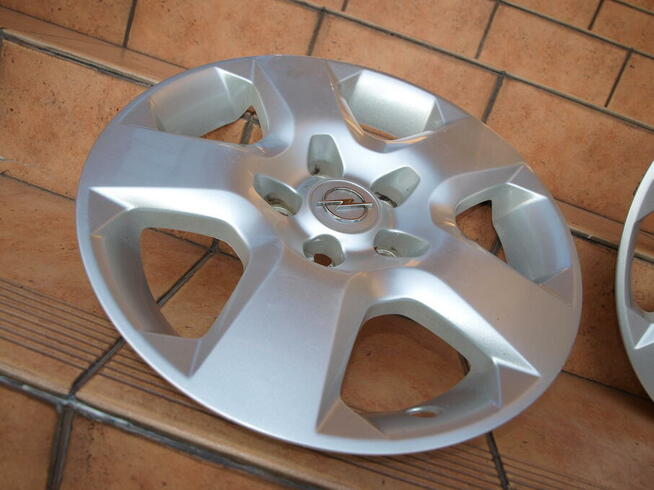 Opel kołpaki 16 oryginalne (strukturalne) 4 sztuki