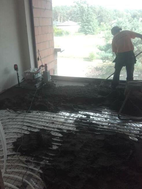 Posadzki betonowe przemysłowe oraz z mixokreta