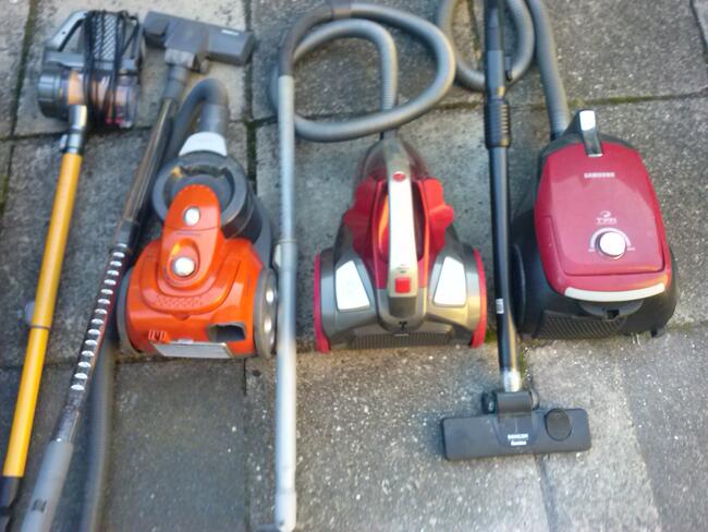 Odkurzacz bezworkowy Zelmer 1000 W, 150 zł., i inne.