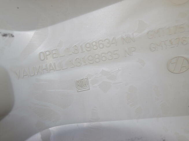 Opel kołpaki 16 oryginalne (strukturalne) 4 sztuki