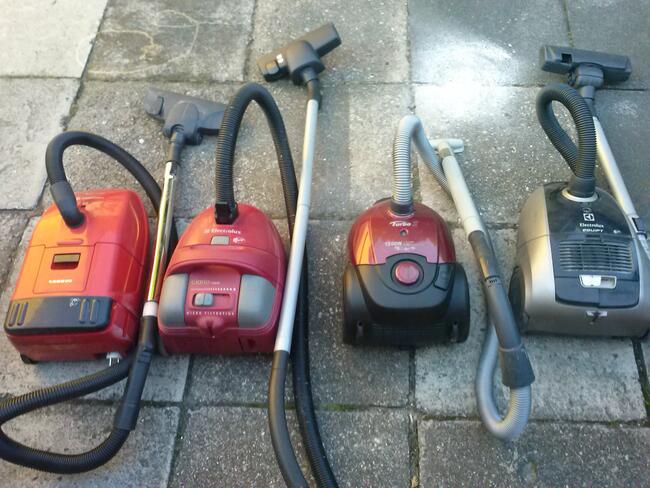 Odkurzacz workowy 1600 W, 80 zł.