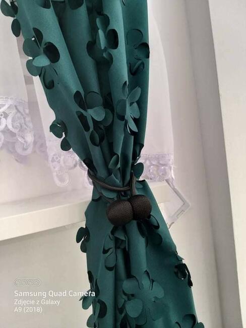 Zasłony laserowo wycinane kwiaty