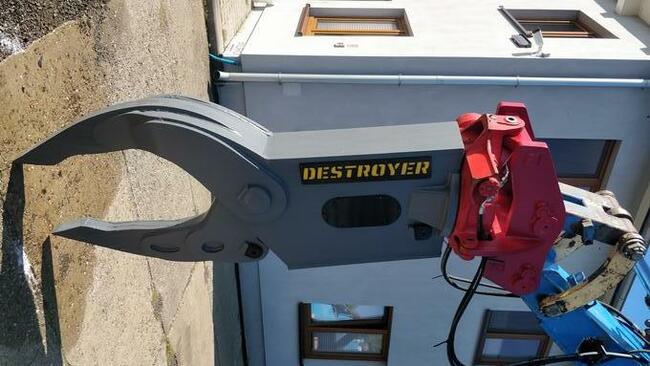 Szczęki DESTROYER do recyklingu pojazdów, samochód