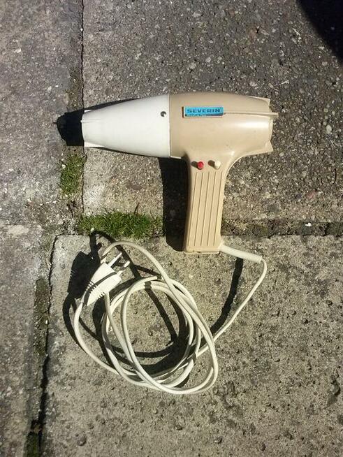 Suszarka elektryczna, ręczna, 35zł.