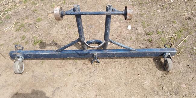 wózek transportowy do motorów