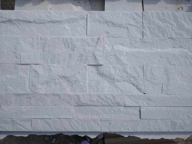 kamień dekoracyjny piaskowiec naturalny paski, łupanka