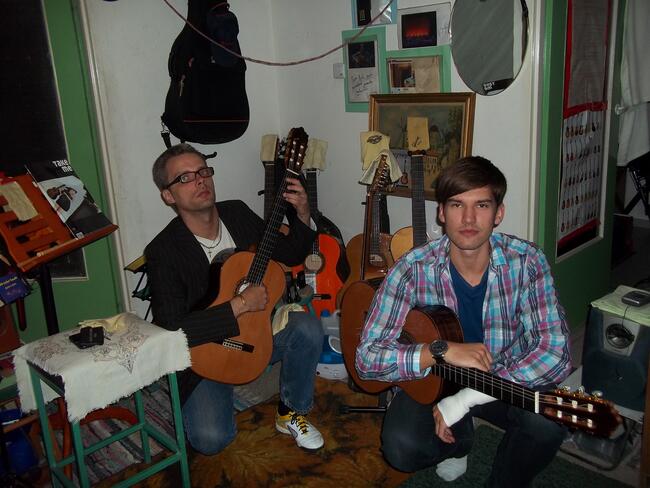 Nauka gry na gitarze klasycznej/Warszawa Mokotów.