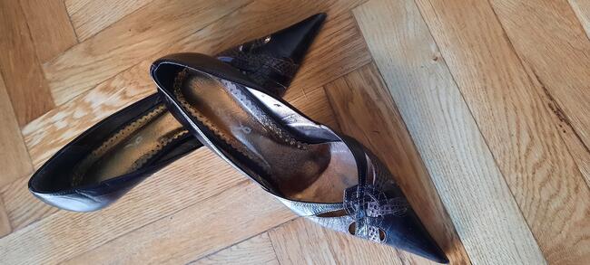 Szpilki LUX brązowe ( 38) Made in EU.Stan BDB