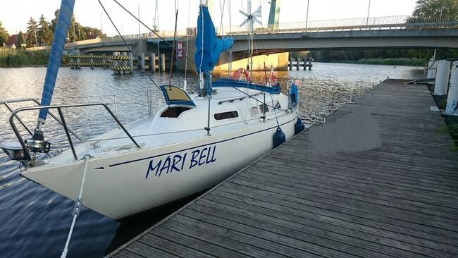 Sprzedam jacht żaglowy Becker 27/ 38tys