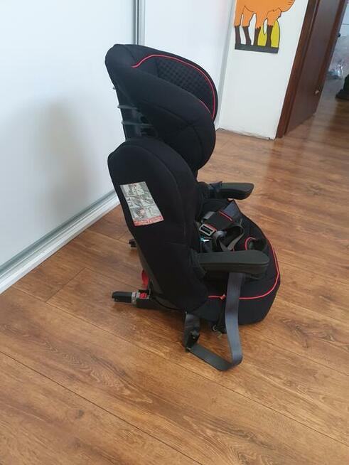 Sprzedam fotelik samochodowy