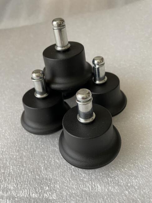 Stopki do fotela krzesła fi 11mm kpl. Stopka Chrom