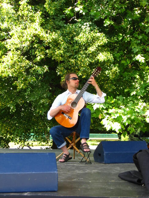 Lekcje gitary Warszawa. Poziom podstawowy i zaawans