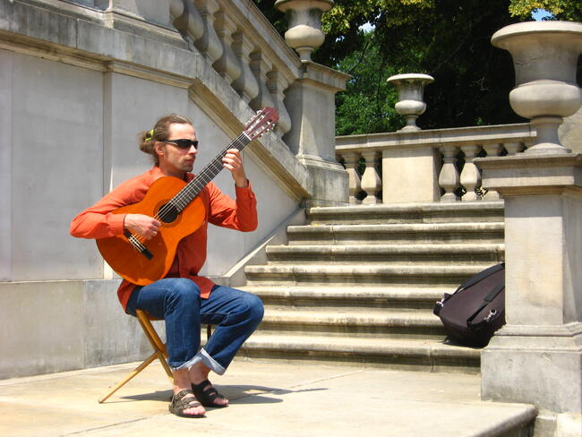 Lekcje gitary Warszawa. Poziom podstawowy i zaawans