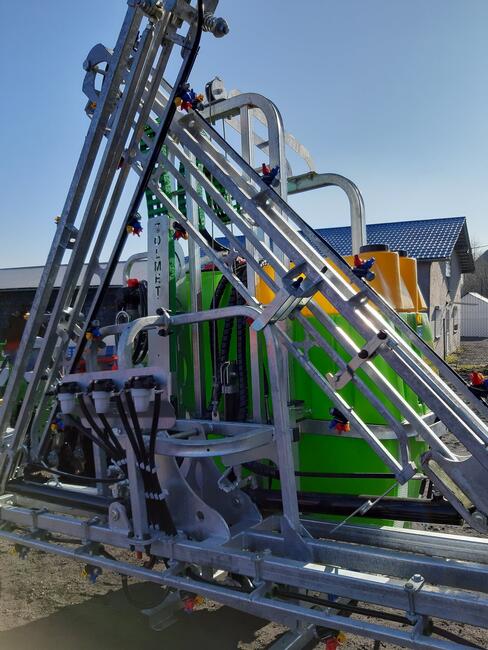 Opryskiwacz zawieszany XSARA600 TOLMET