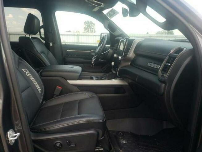 RAM 1500 Rebel, 2020, 5.7L, porysowany lakier