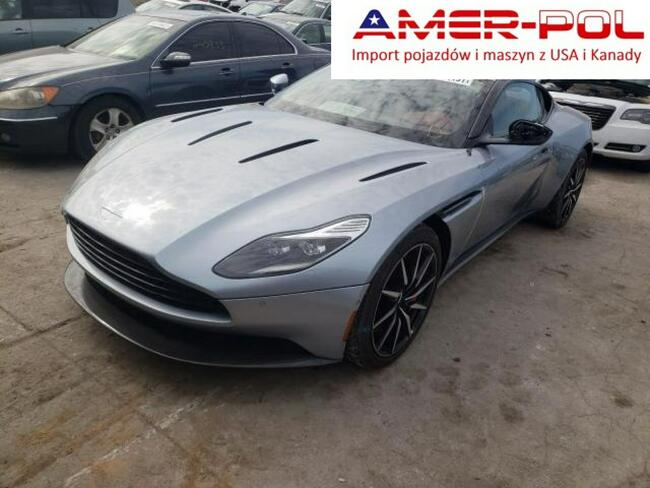 Aston Martin DB11 2018, 5.2L, porysowany