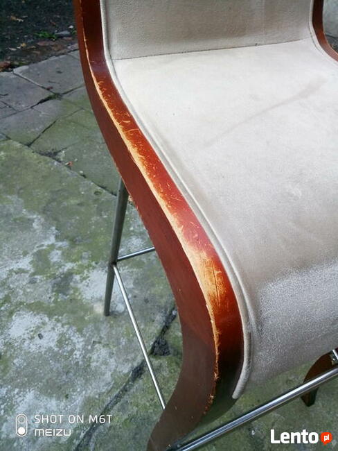 Stylowe krzesło barowe