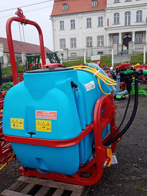 Opryskiwacz zawieszany 800l Biardzki
