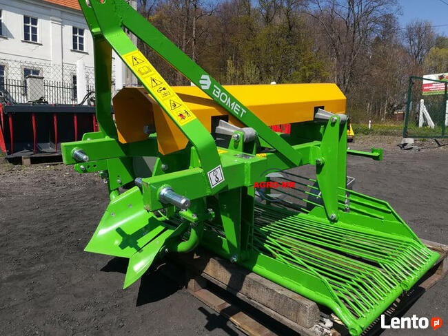 Kopaczka wibracyjna URSA (wyrzut na bok)