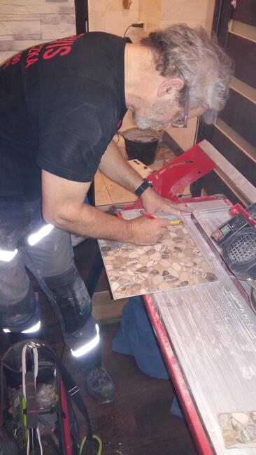 Flizowanie - Układanie płytek - Remonty łazienek