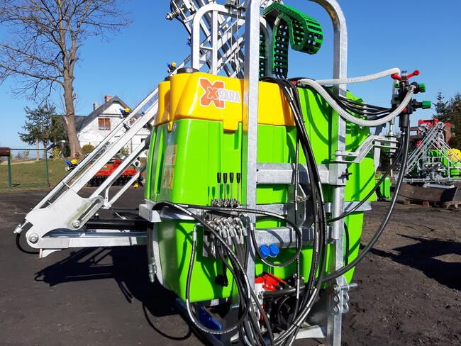 Opryskiwacz zawieszany XSARA600 TOLMET