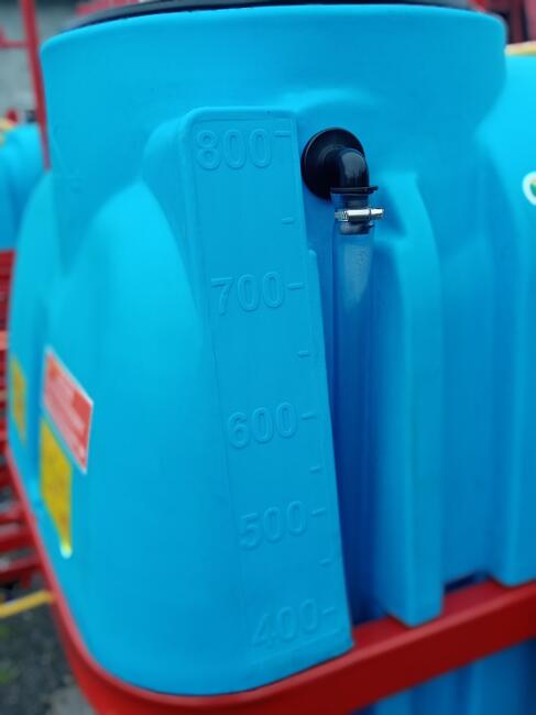 Opryskiwacz zawieszany 800l Biardzki