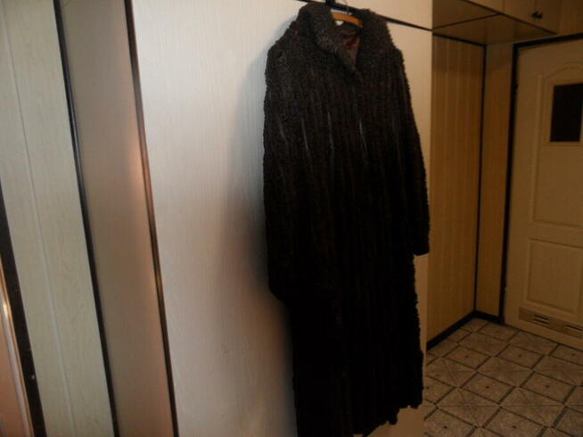 Długie Futro z łapek karakułowych Kanadyjskich XL