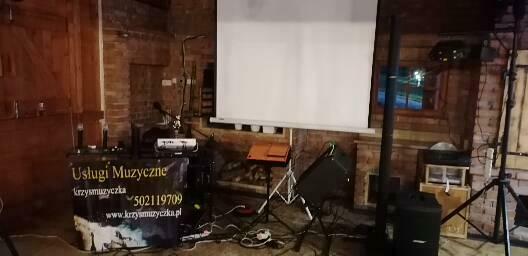 krzysmuzyczka to jednoosobowy zespół muzyczny