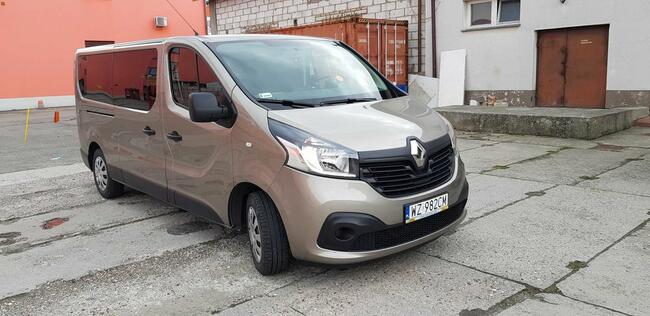 Wynajem bus 9-osobowy Renault Trafic wypożyczalnia